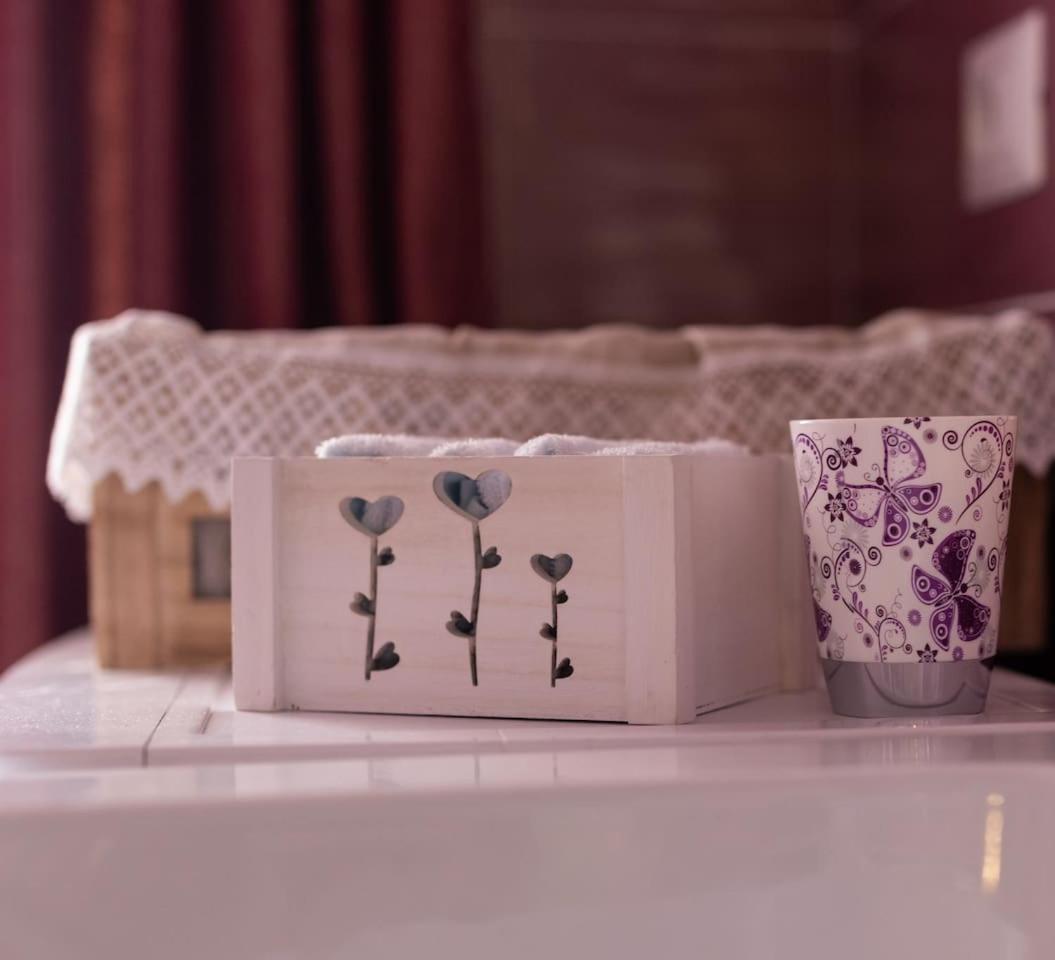 Il Sopracciglio Suites - Green Suite กัสซีโน ภายนอก รูปภาพ